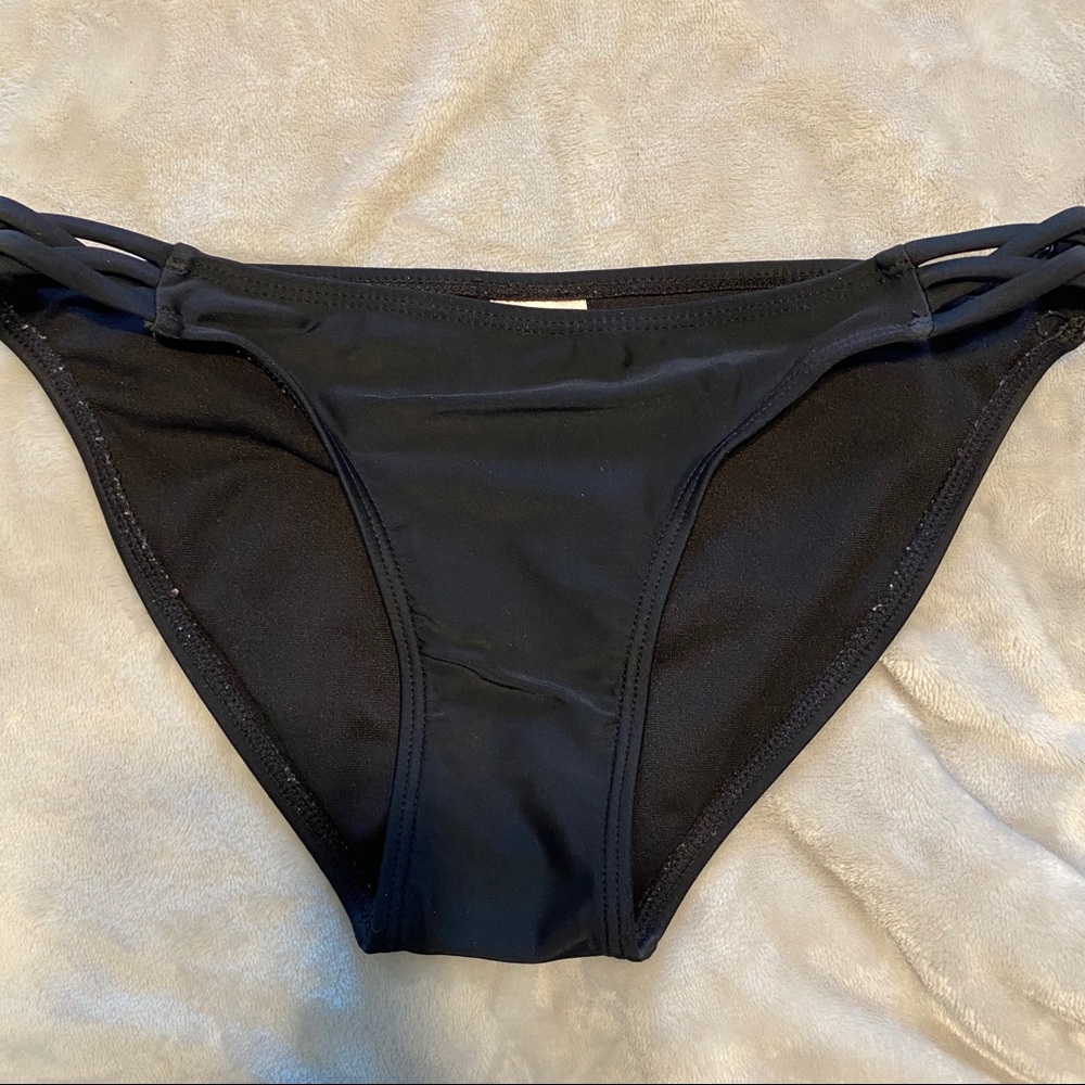 black bikini bottoms
